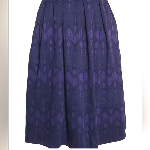 Dress - LuLaRoe Pleated Purple Amelia - Picture 7 of 12